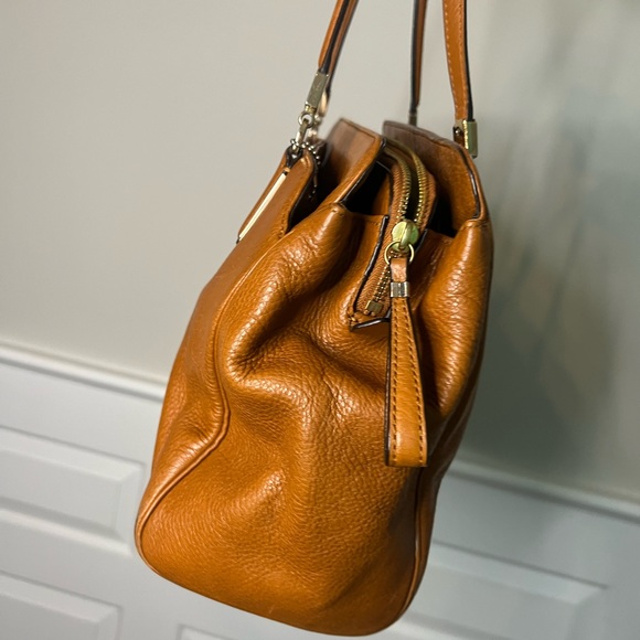 Very gently loved Coach Brown Leather Satchel bag! - Picture 3 of 10